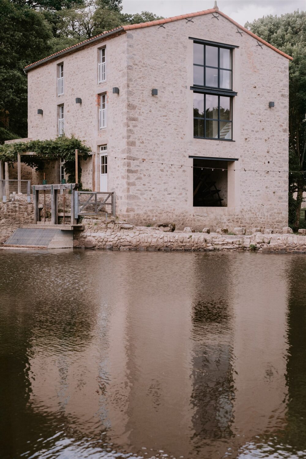 mariage au moulin de grenon extérieur gite